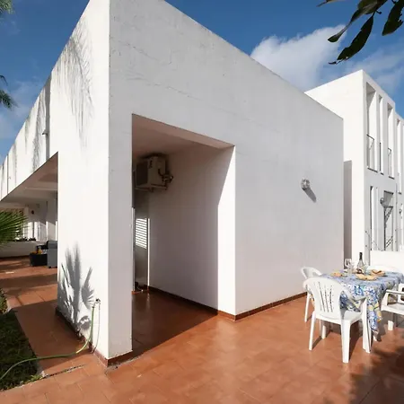 Two Steps From The 度假居 *