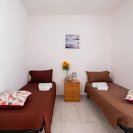 Two Steps From The 度假居