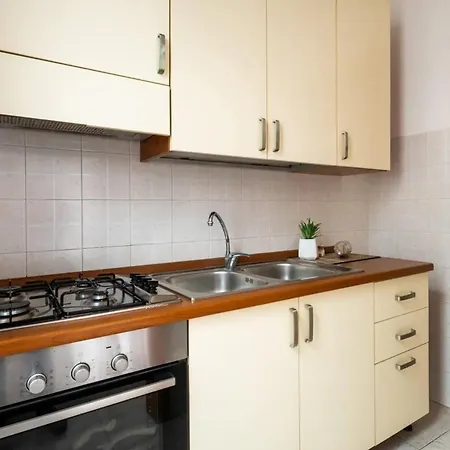 度假居 Two Steps From The *