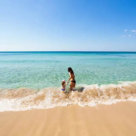 度假居 Two Steps From The